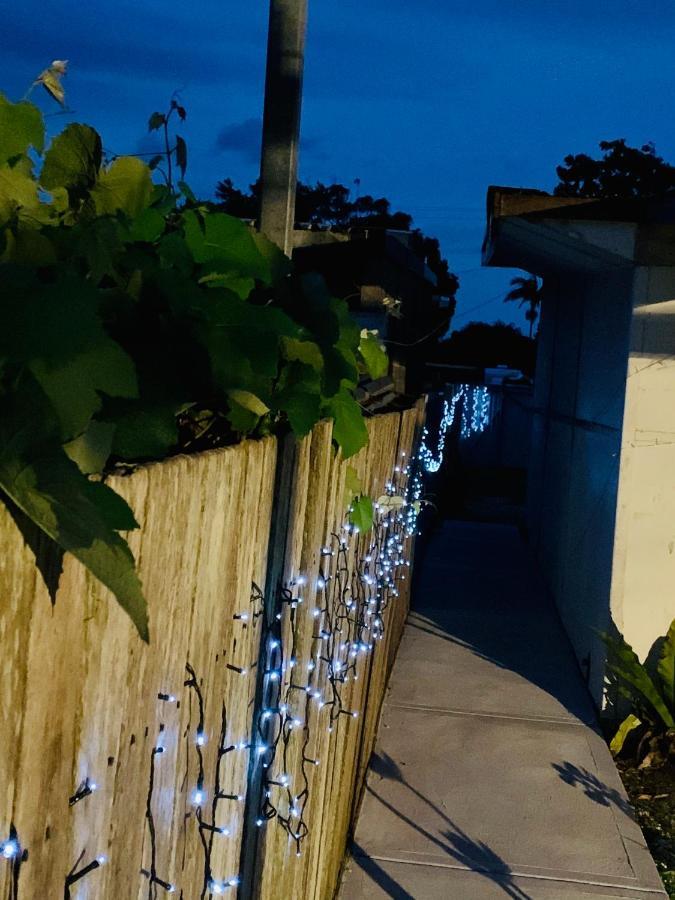 Churchill'S B&B Twin Spa Getaway Studio Swansea Eksteriør bilde